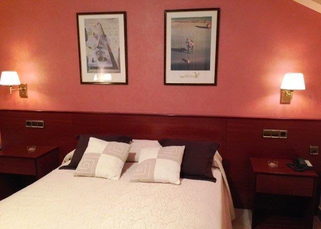 Hotel La Seu لا سو دي أورغل الغرفة الصورة