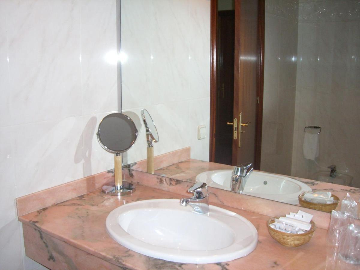 Hotel La Seu لا سو دي أورغل الغرفة الصورة